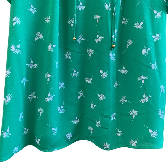 NWT Liz Claiborne Plus Split Tie Neck Short Sleeve Blouse Ditsy Floral Spring - Picture 8 of 16